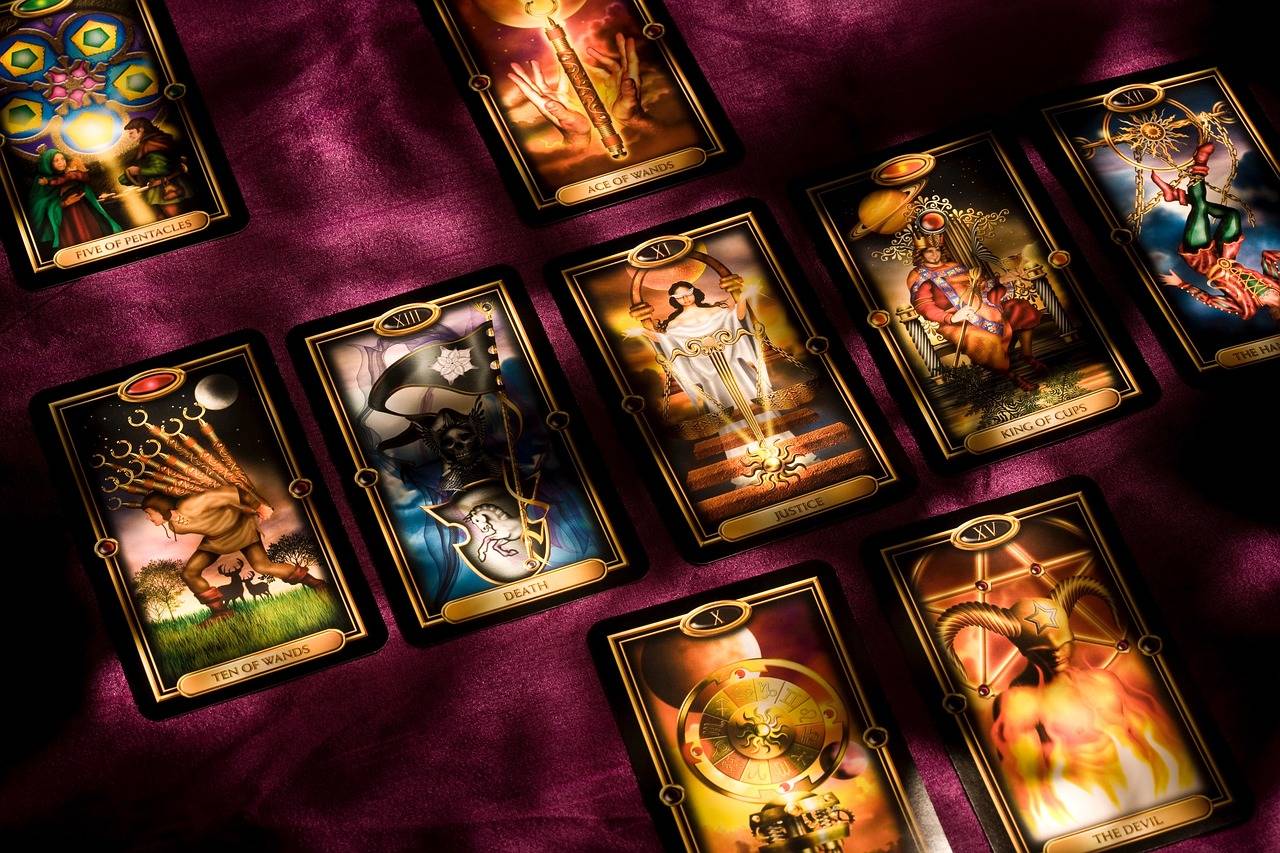 Is Tarot Card Reading Reliable? How Tarot Cards Work