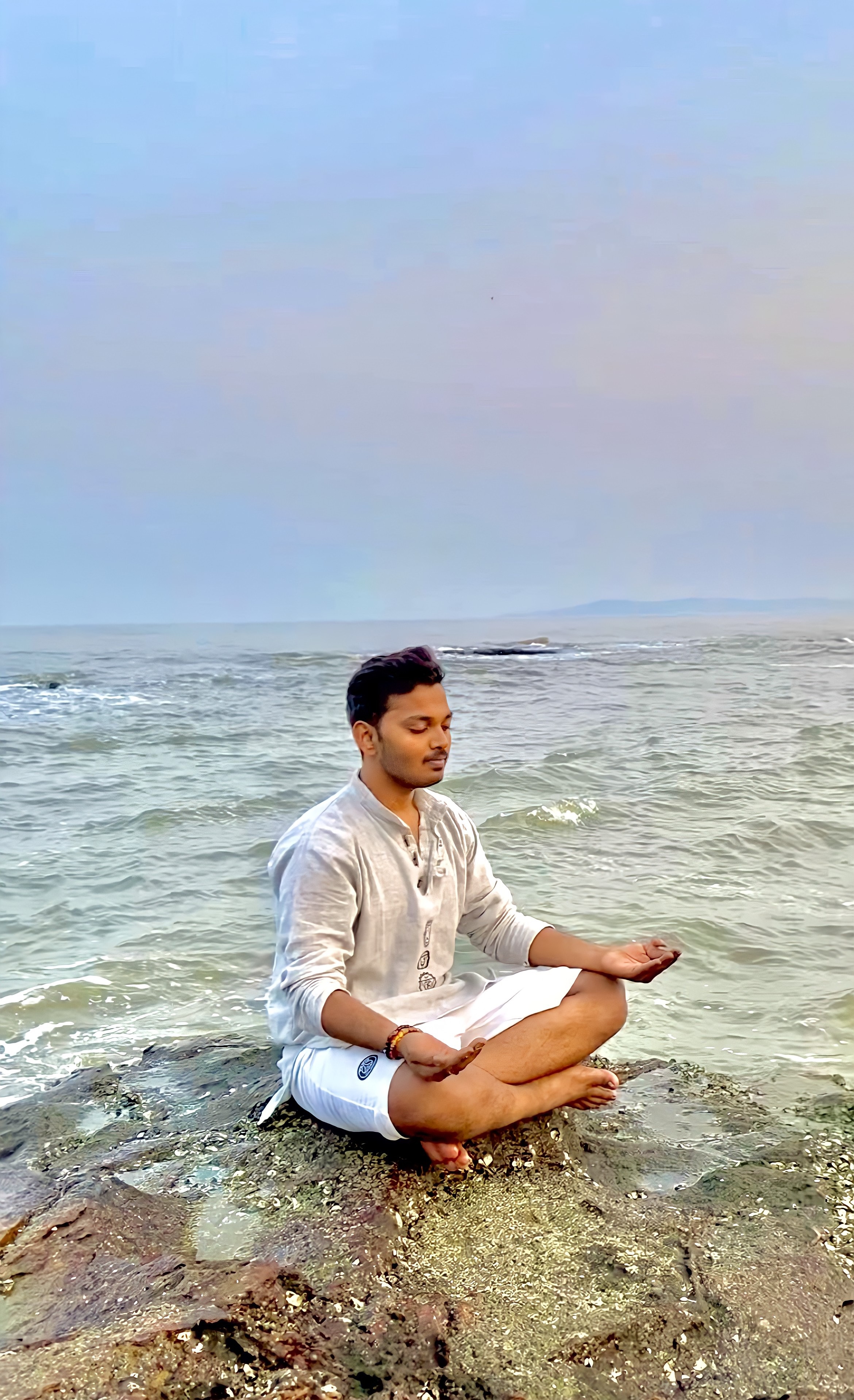 Tarot Cards Dont Predict Future, Its only guides you for Present; Says Tarot Reader Ayush Gupta