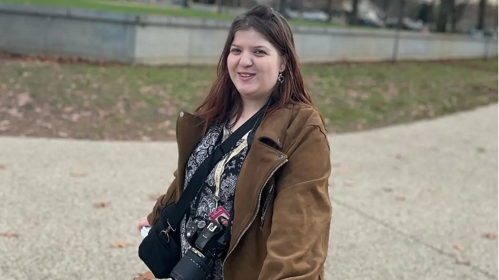 Reporter Misty Severi reports on breaking news from her Washington home base.