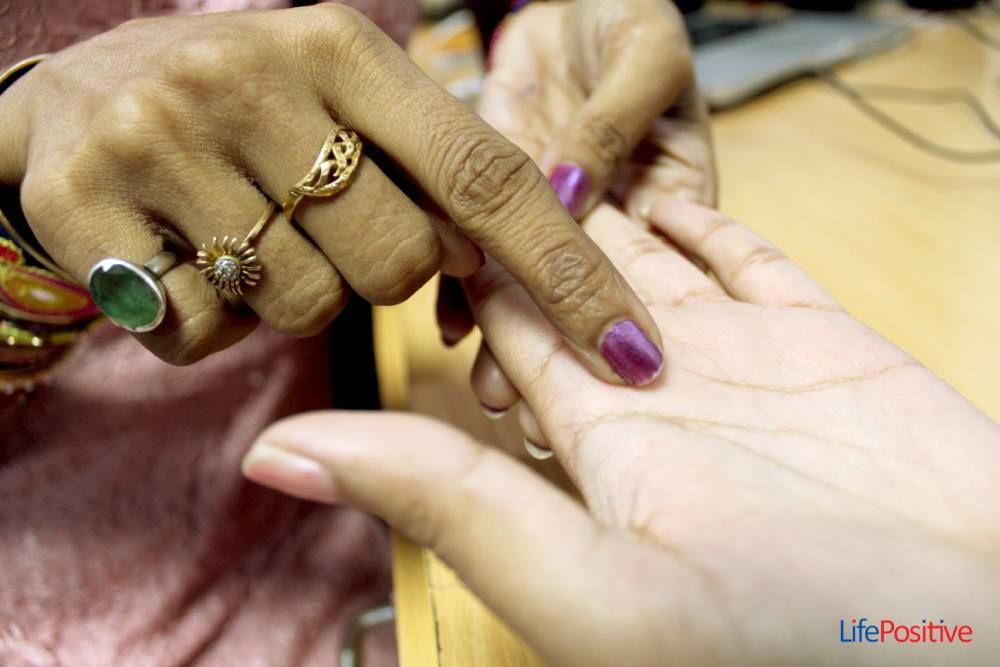 Secrets of Palmistry Beginners guide to read future on palm