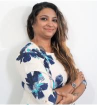 Deepika Taneja,tarot card reading expert at Life Positive