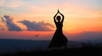 A counselor and client engaged in a supportive conversation in a calm office setting, representing the importance of counseling in promoting mental health, emotional balance, and happier lives in Austin.